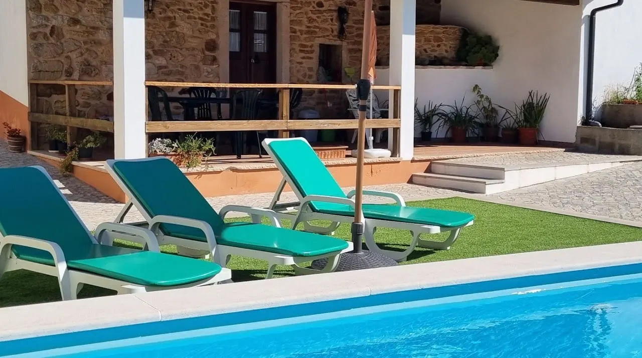 Piscina privativa da Casa Pregueira